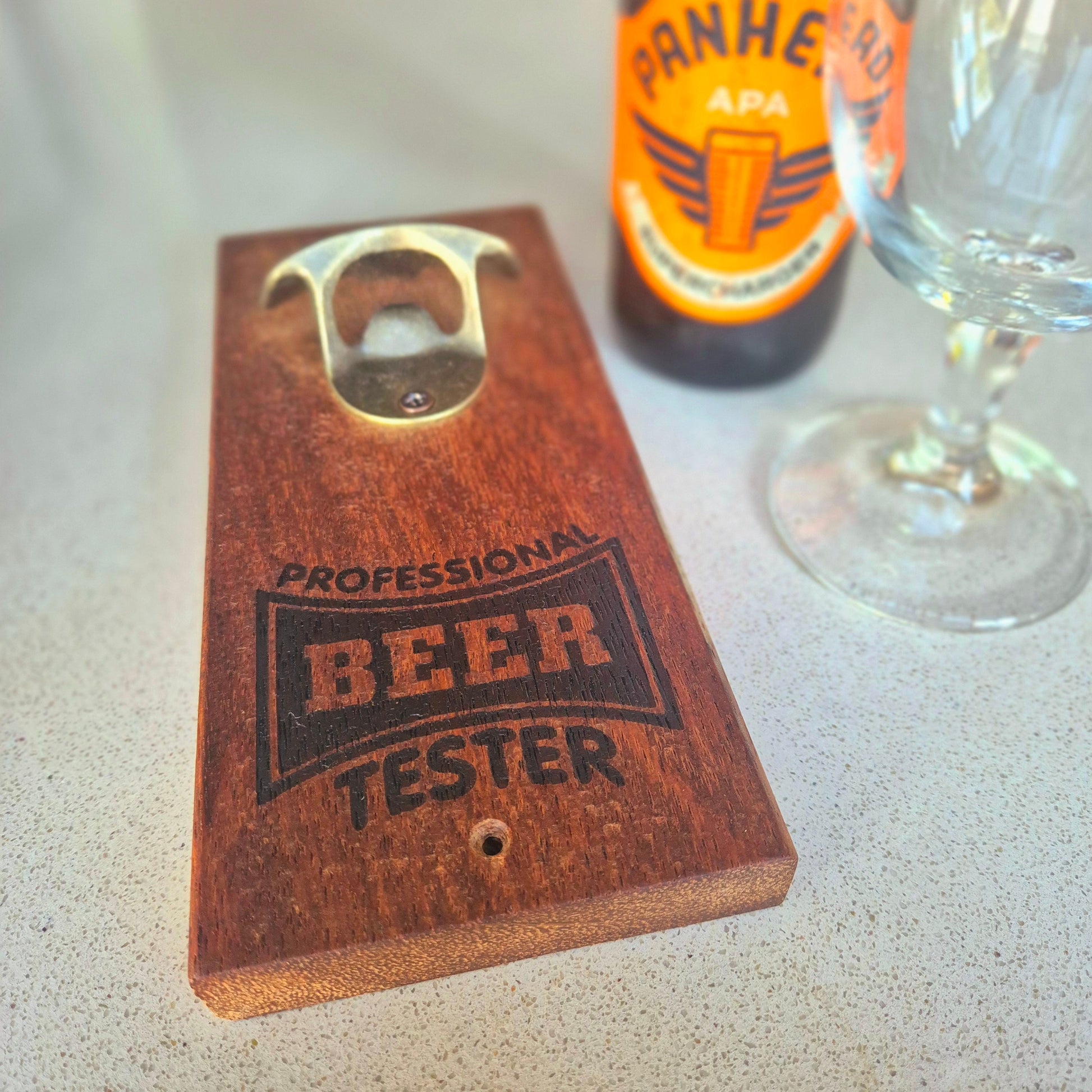 WallMountedBottle Opener - Professional Beer Tester