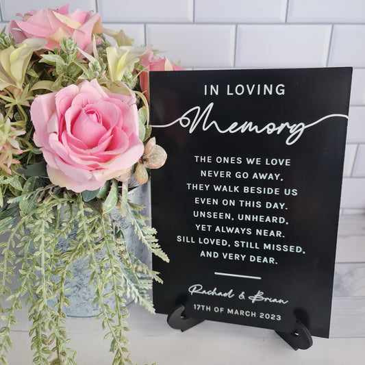 Review on the In Loving Memory sign for display at a wedding